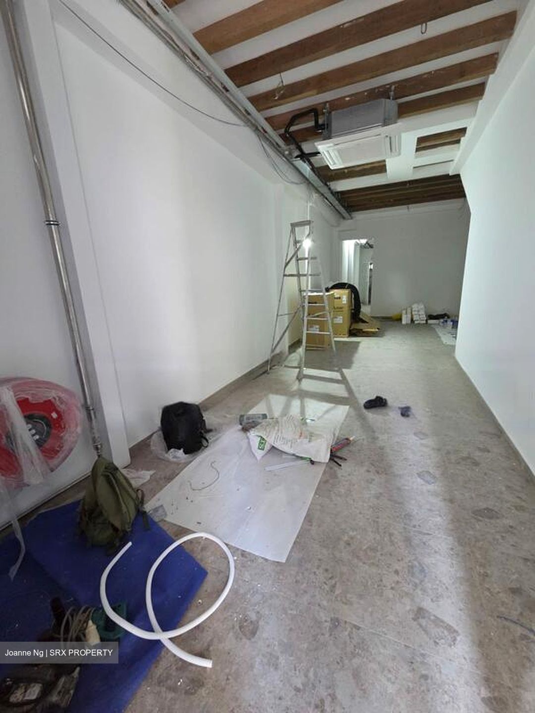Rowell Road (D8), Retail #477296291
